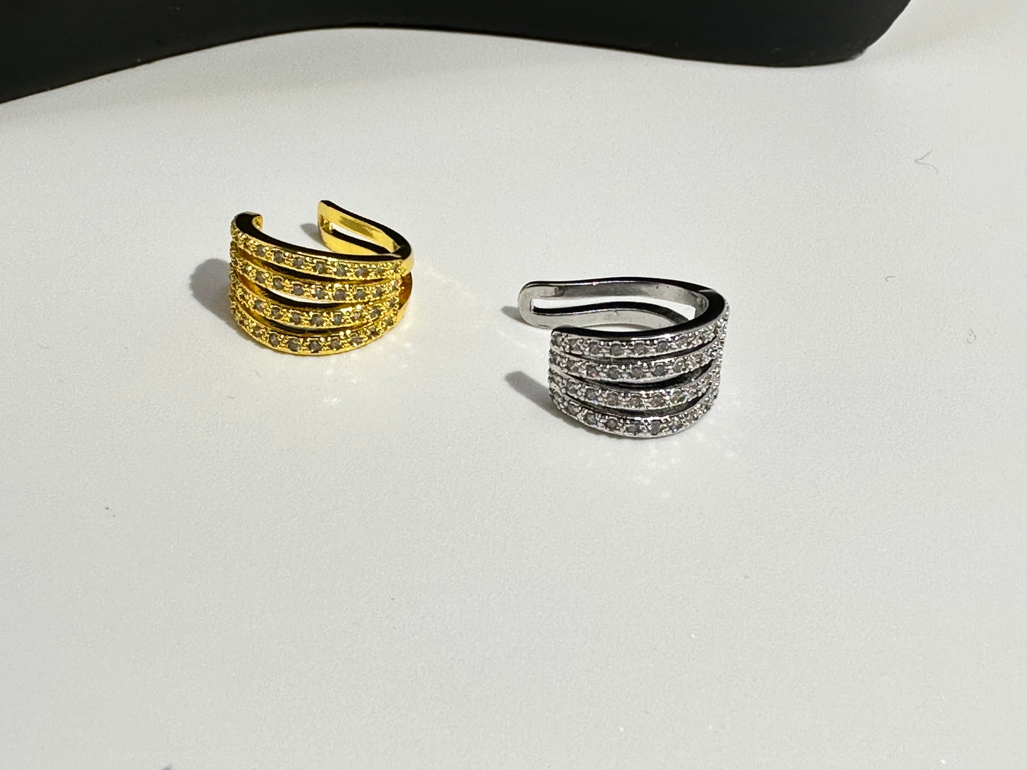 Ear Cuff, Silvery, E17